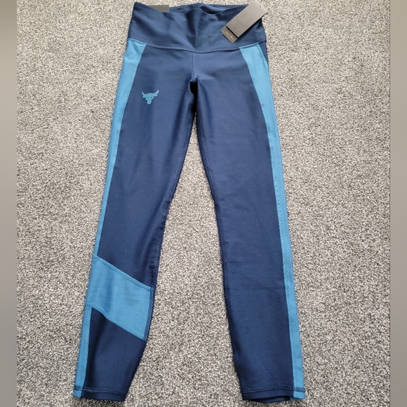NWT! UA Heat Gear Ankle Crops - Picture 2 of 7